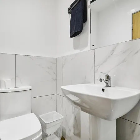 Kendal Lane * Leeds (West Yorkshire)