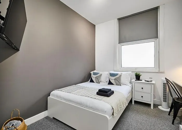 Kendal Lane Leeds (West Yorkshire)